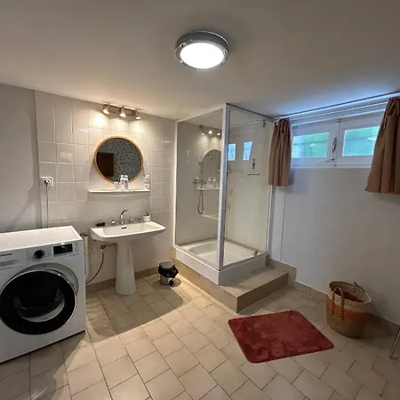 Centre-ville La Roche-posay, Jardin, Terrasse, Wifi, Lave-vaisselle - Fr-1-541-147 La Roche-Posay